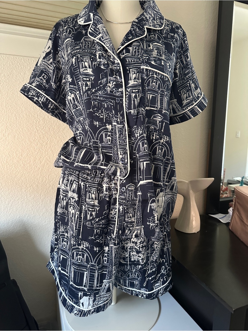 Karl Lagerfeld Navy and White Architectural Print set